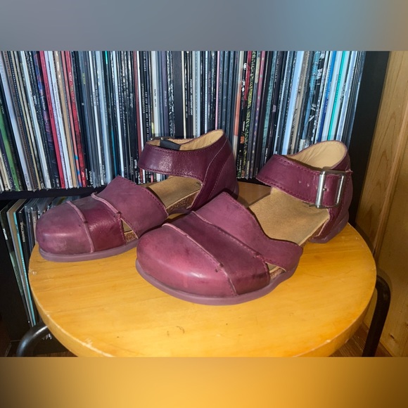 Fluevog Size 8 Sakura Sandals Purple (FITS SIZE 9) - Picture 4 of 9